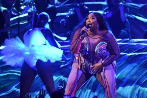 lizzo-performs-onstage-during-the-62nd-annual-grammy-awards-news-photo-1580113110